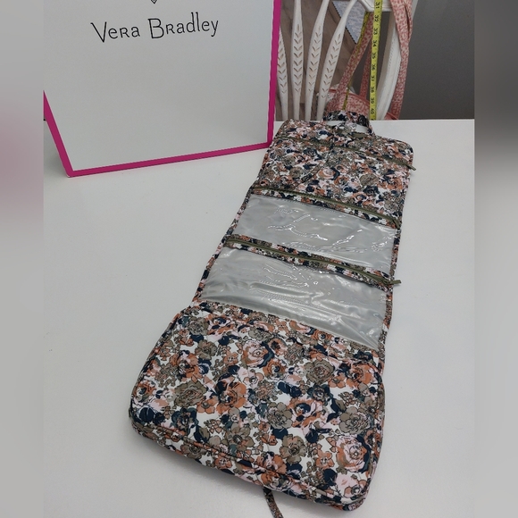 Vera Bradley Ultralight Hanging Organizer Petite Exhuberant Sage NWOT - Picture 2 of 3